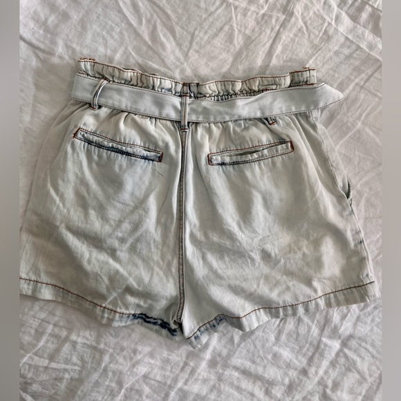 Forever 21 tie waist shorts size L - Picture 2 of 3